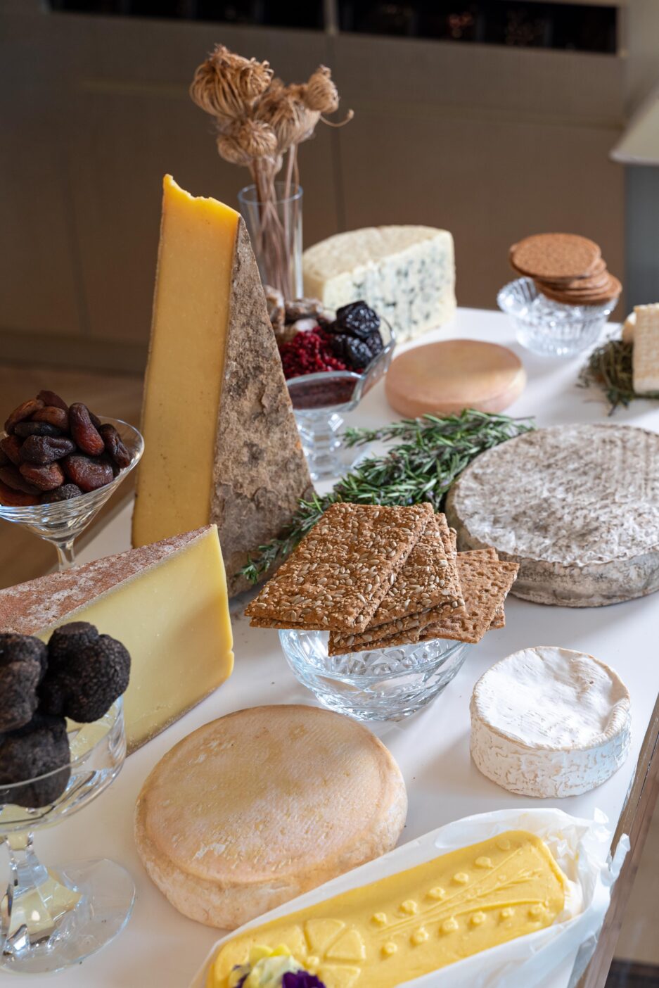 Plateau de fromages_Ducasse Baccarat_©Bertille Chabrolle_05